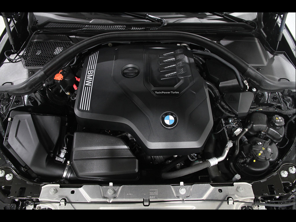 Used 2024 BMW 330i xDrive Sedan w/ Premium Package AWD/4WD image 21