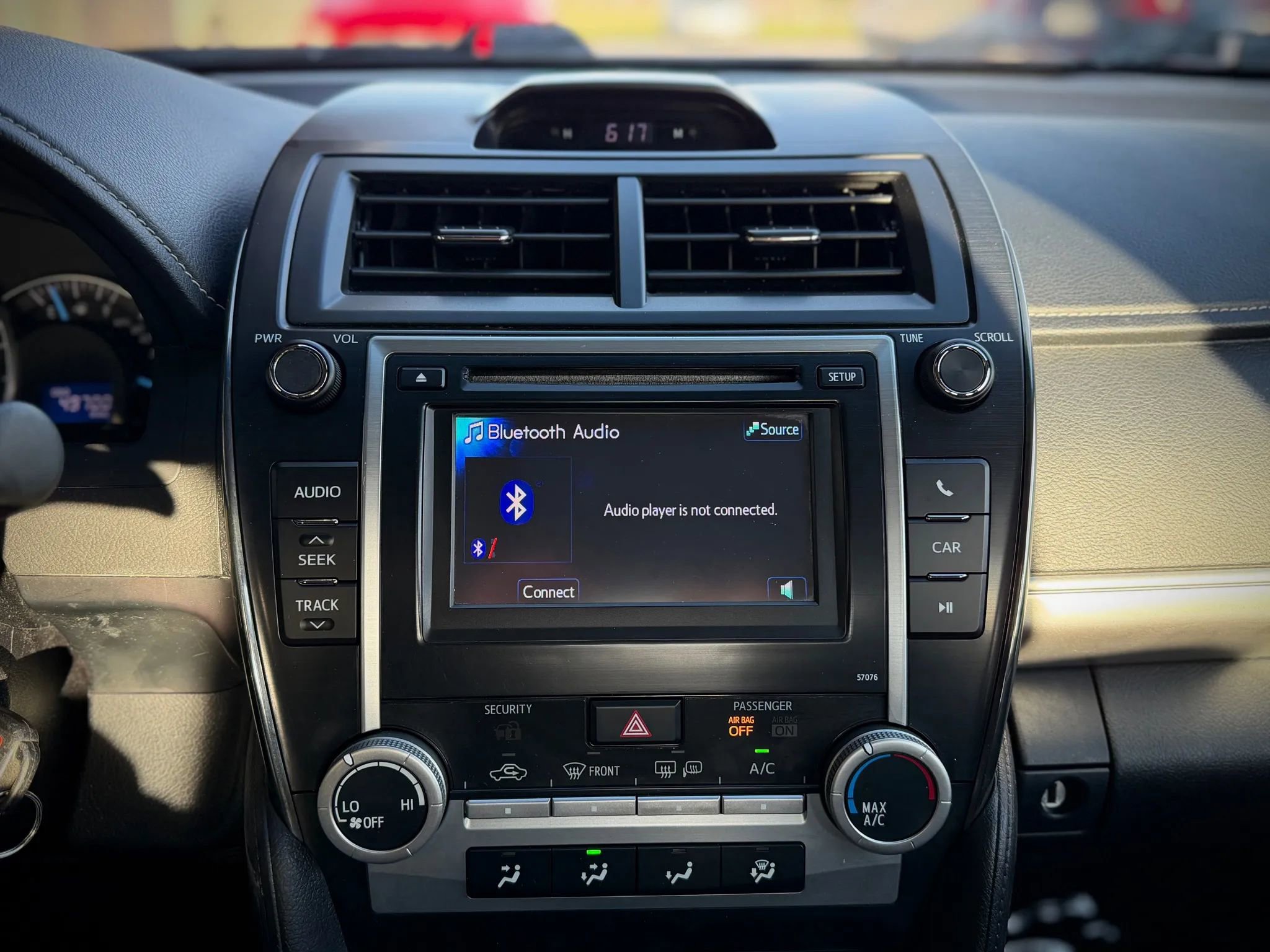 Used 2013 Toyota Camry SE image 14