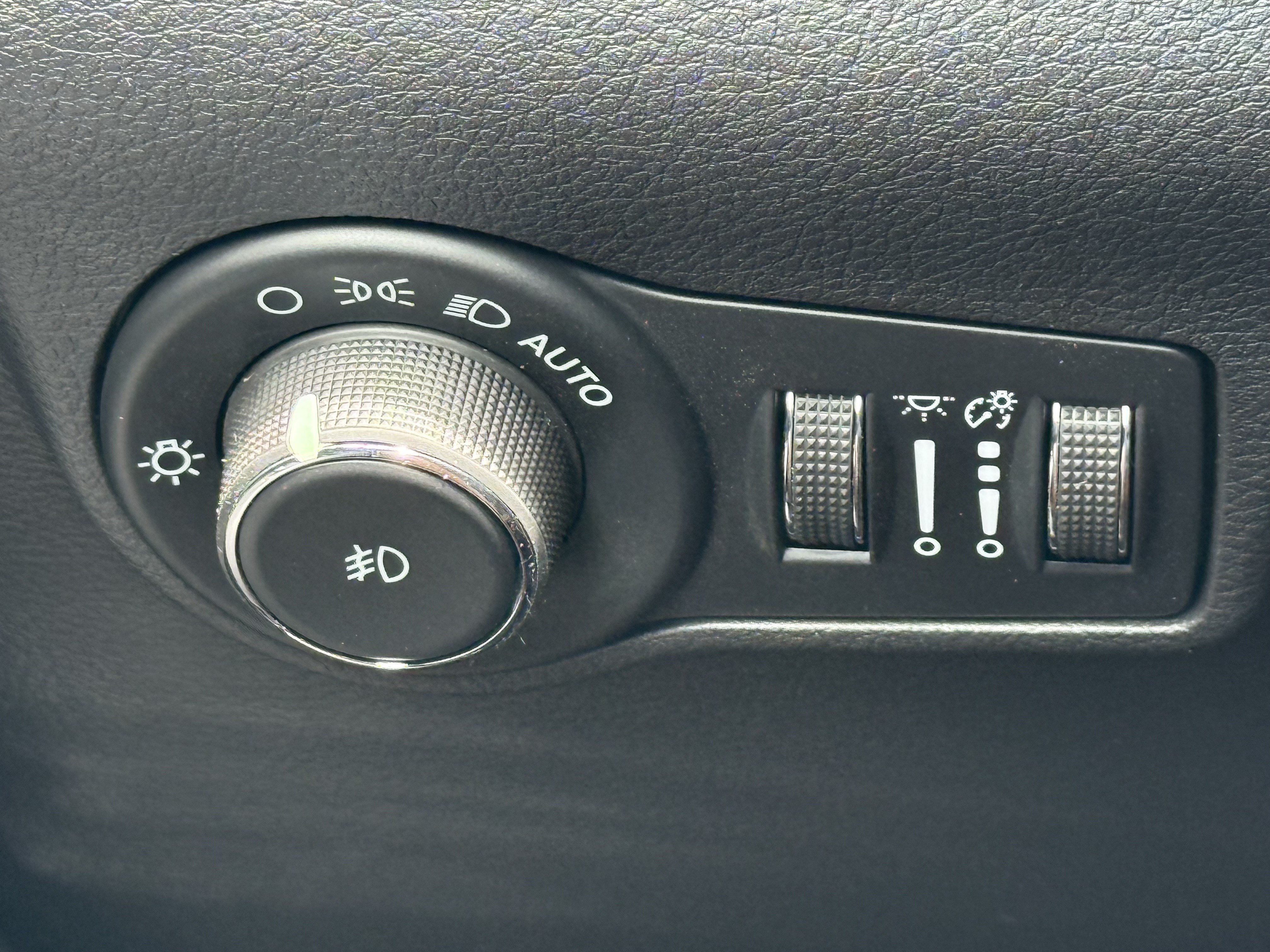 New 2026 Jeep Compass Latitude AWD/4WD image 27