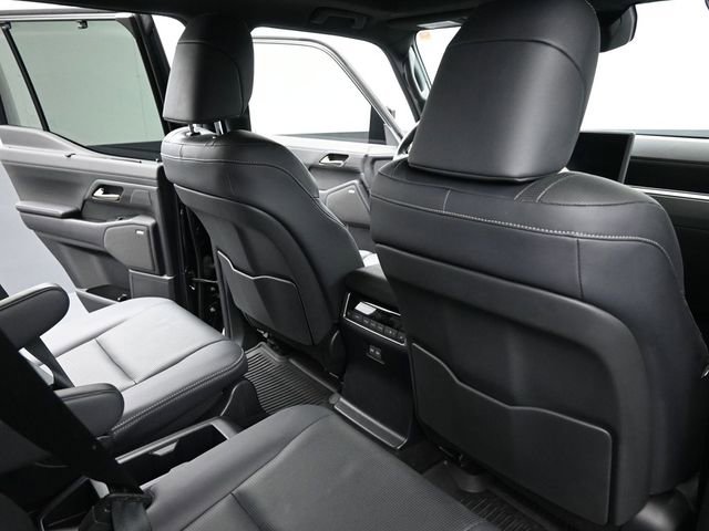 Used 2024 Lexus GX 550 w/ Accessory Package (Z1) image 21