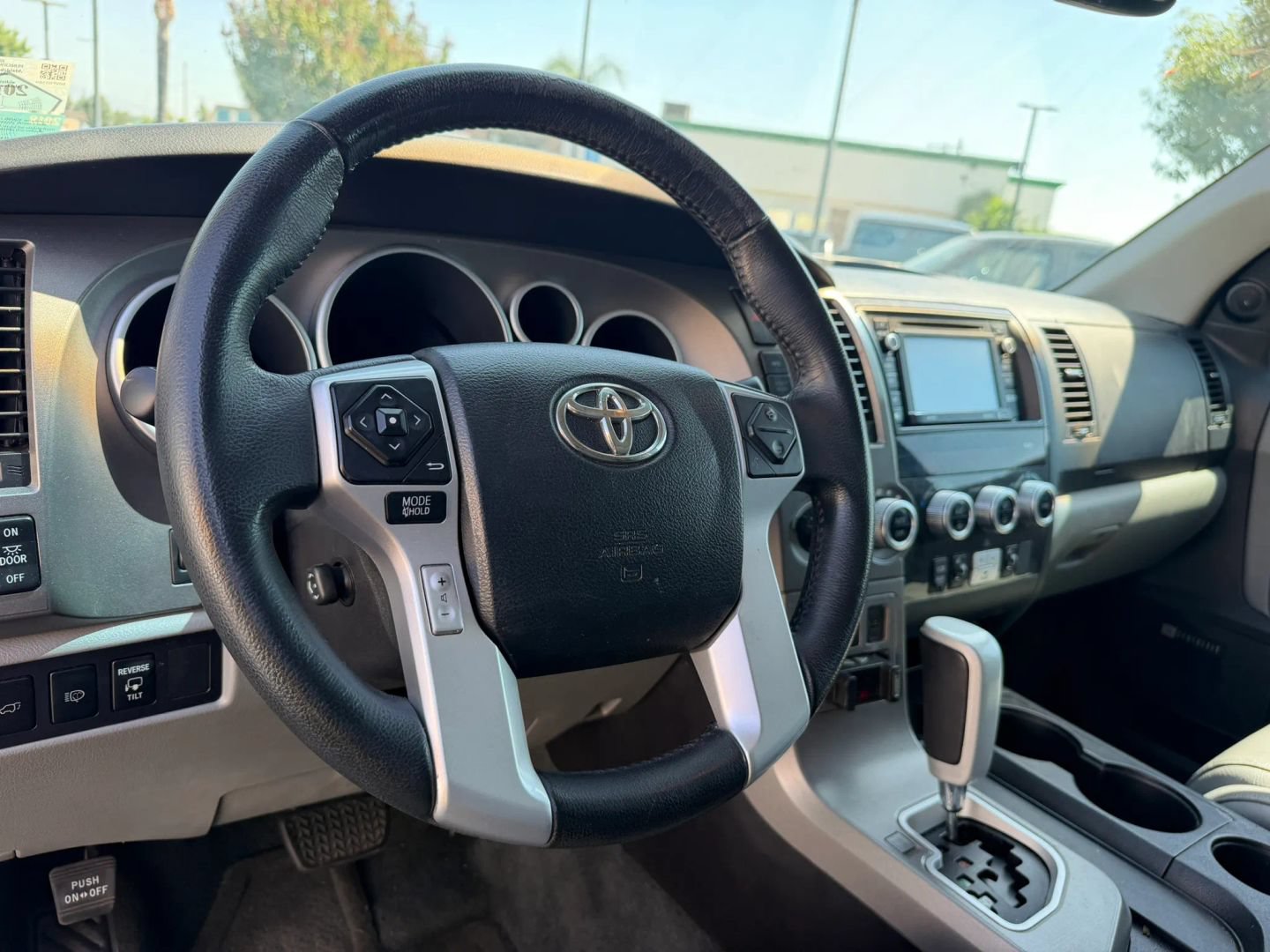 Used 2016 Toyota Sequoia Limited w/ Safety & Convenience Package AWD/4WD image 11
