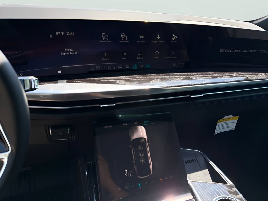 New 2026 Cadillac Escalade IQL Sport 1 w/ LPO, Floor Liner Package AWD/4WD image 29