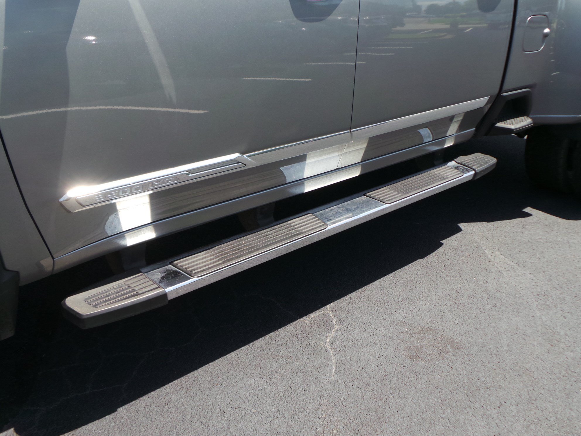 Used 2025 Chevrolet Silverado 3500 High Country w/ High Country Premium Package AWD/4WD image 22