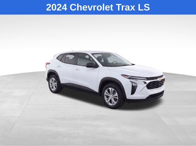 Used 2024 Chevrolet Trax LS FWD image 2