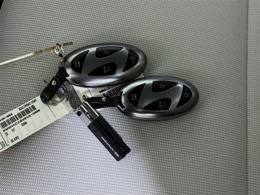 Certified 2025 Hyundai Kona SE image 32