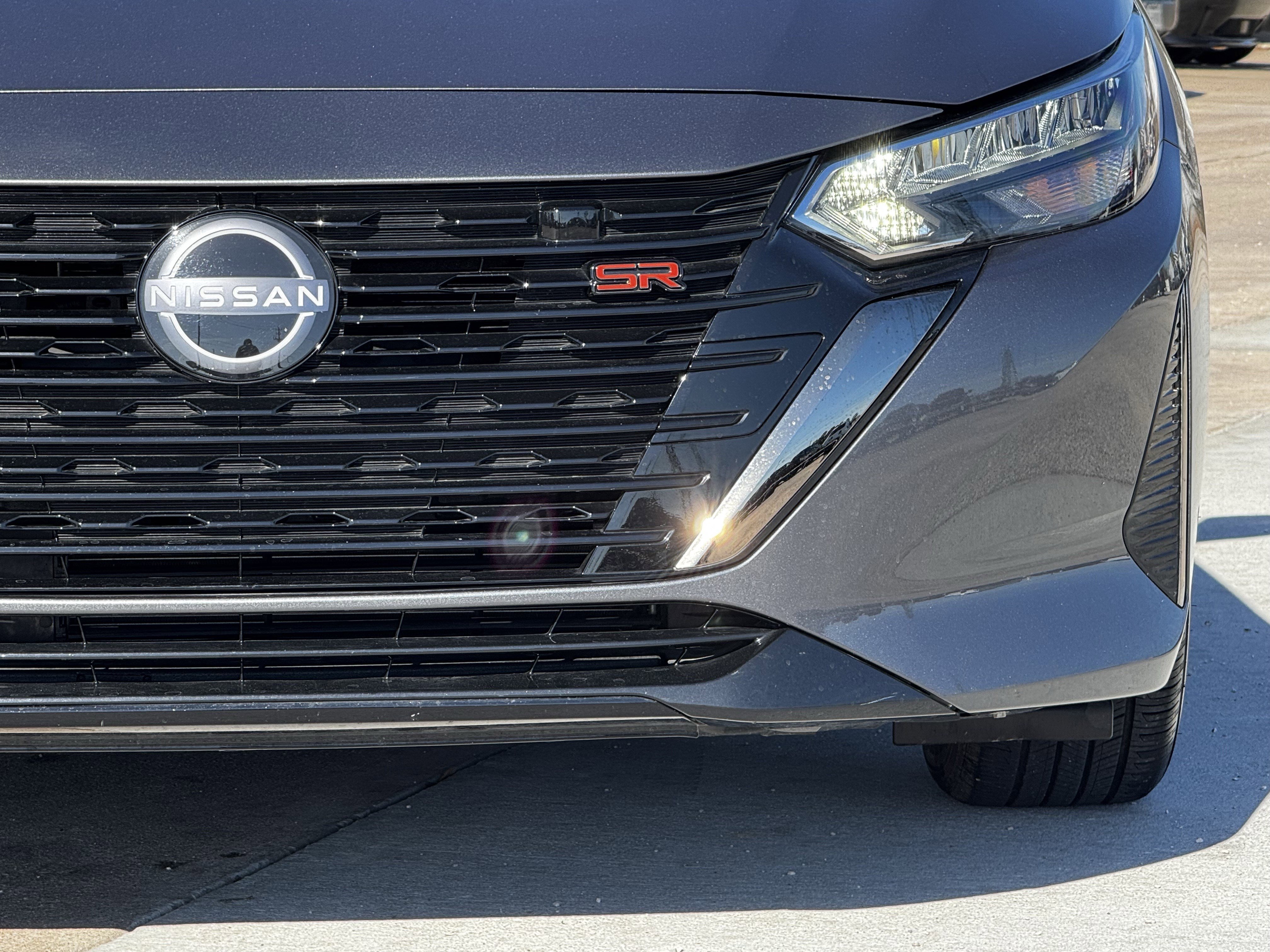 Used 2025 Nissan Sentra SR image 5