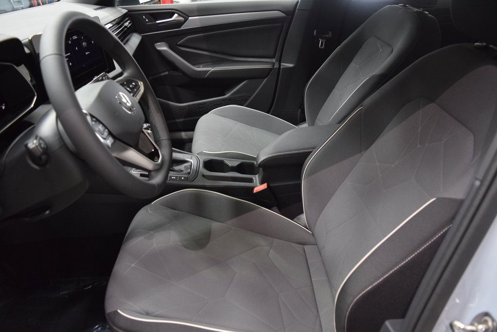 New 2026 Volkswagen Jetta Sport image 4