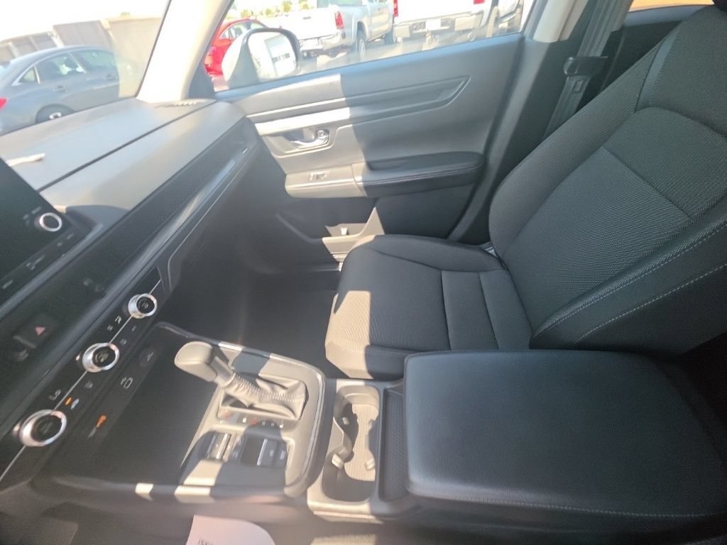 Used 2025 Honda CR-V LX image 22