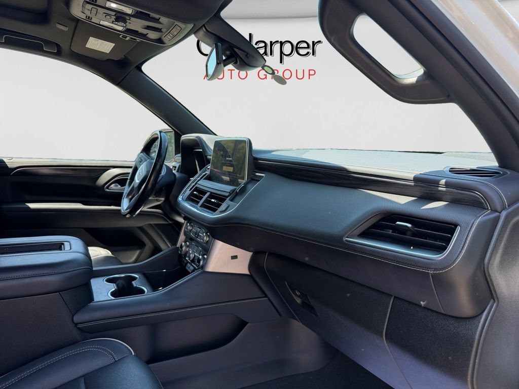 Used 2022 GMC Yukon SLT w/ SLT Luxury Package AWD/4WD image 30