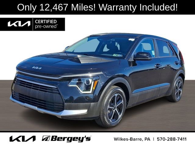 Certified 2025 Kia Niro LX image 1