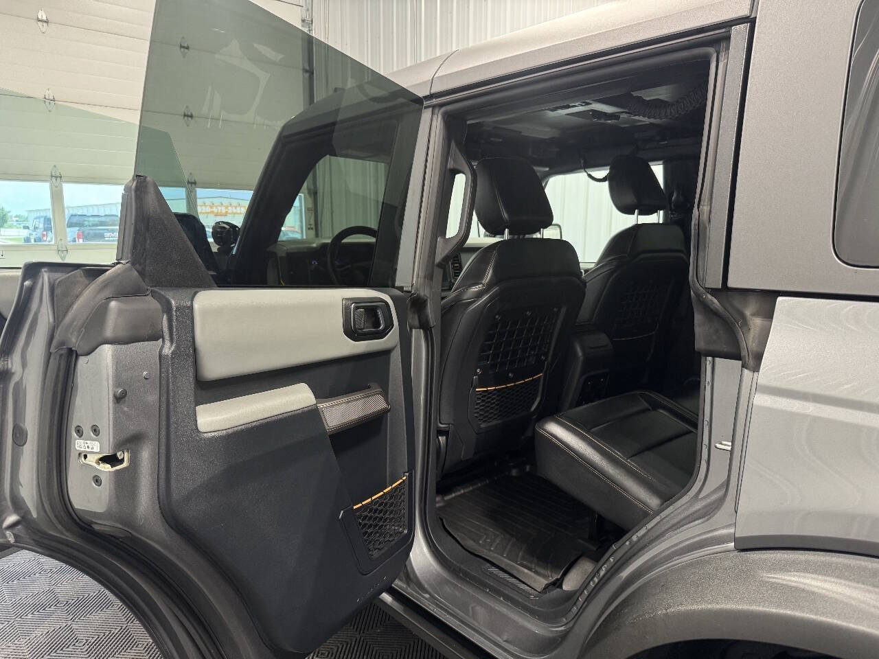 Used 2022 Ford Bronco Badlands w/ Sasquatch Package AWD/4WD image 12