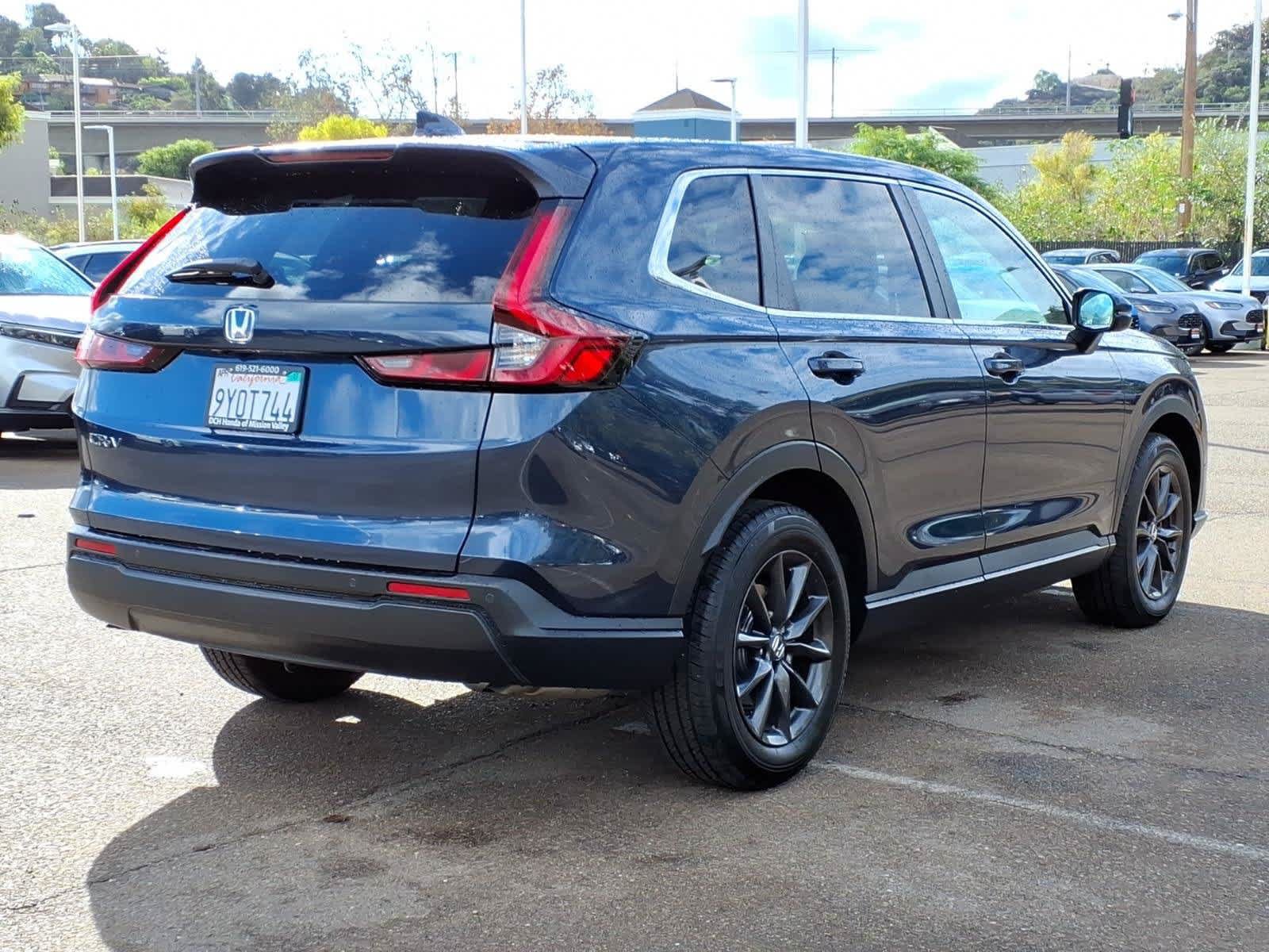 Used 2026 Honda CR-V EX-L image 4