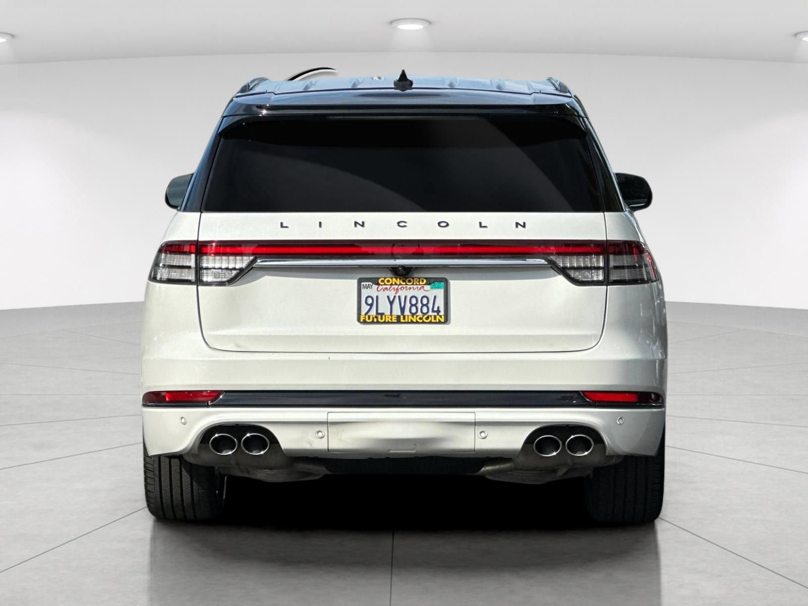Certified 2023 Lincoln Aviator Black Label AWD/4WD image 4