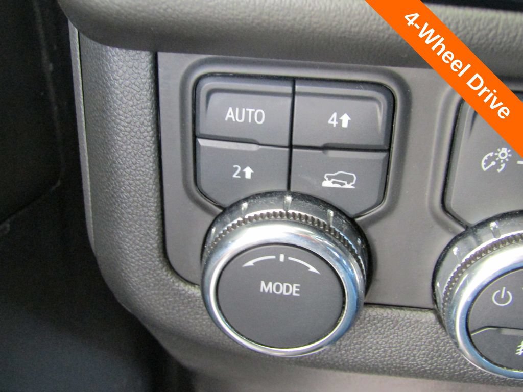 Used 2025 GMC Yukon XL Elevation AWD/4WD image 16