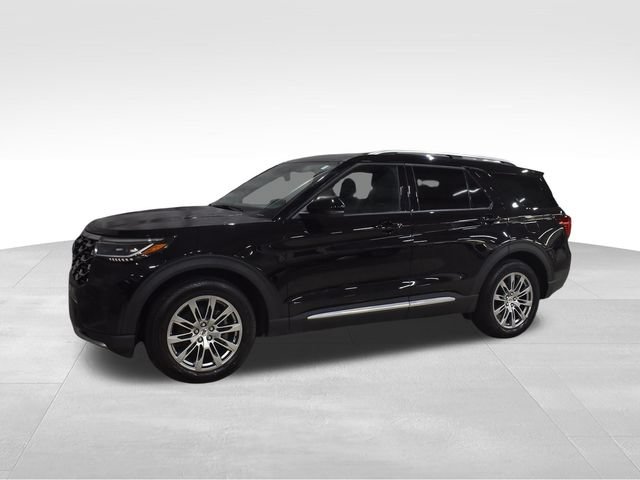 Used 2026 Ford Explorer Platinum AWD/4WD image 3