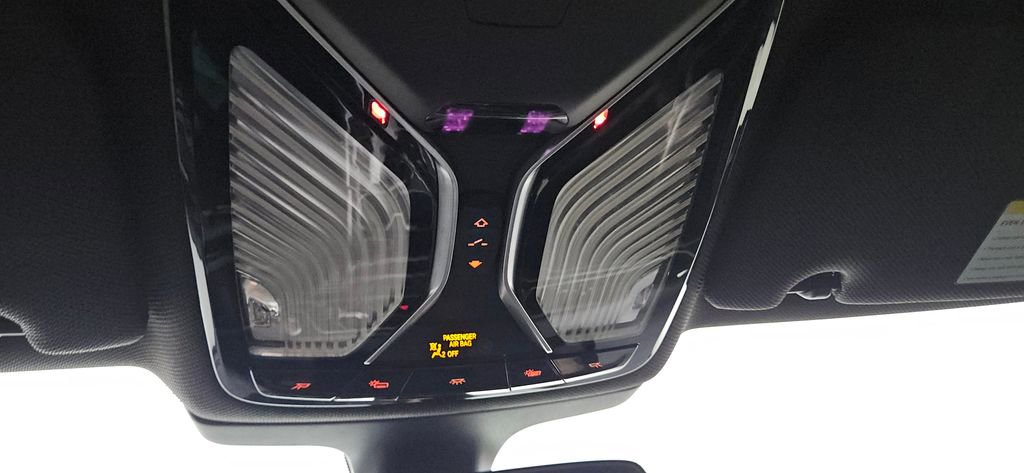 Used 2017 BMW 750i xDrive image 39