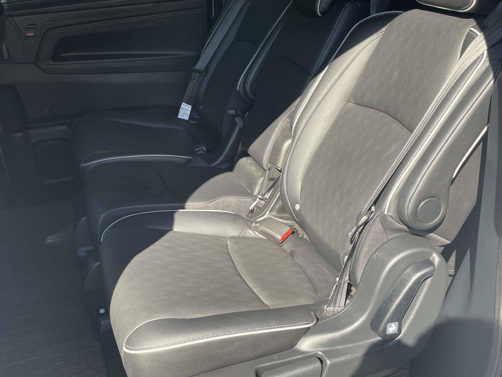 Used 2023 Honda Odyssey Elite image 17