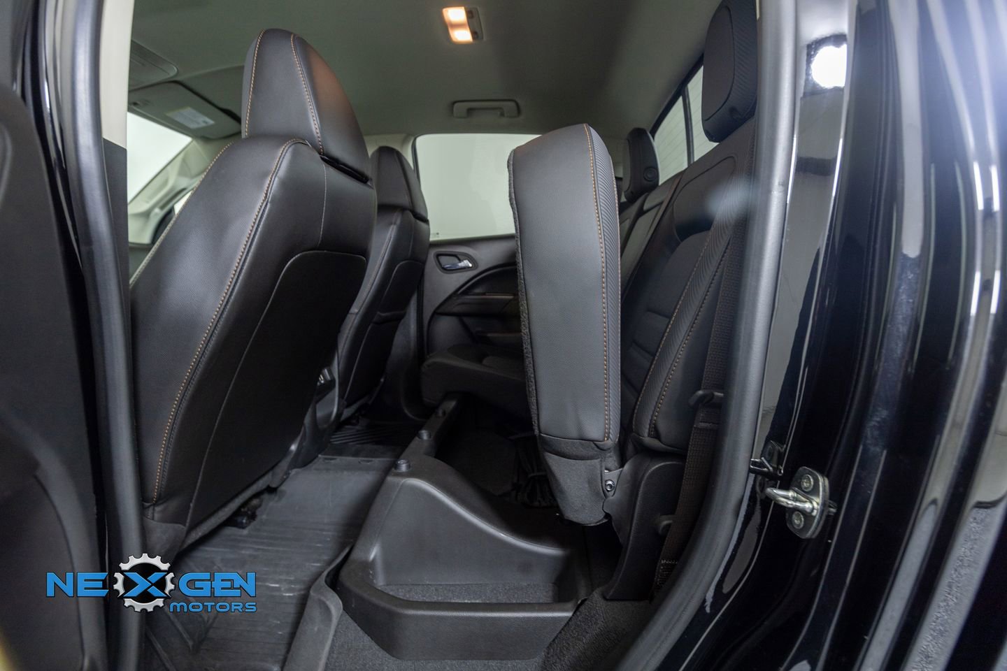 Used 2022 GMC Canyon AT4 AWD/4WD image 28