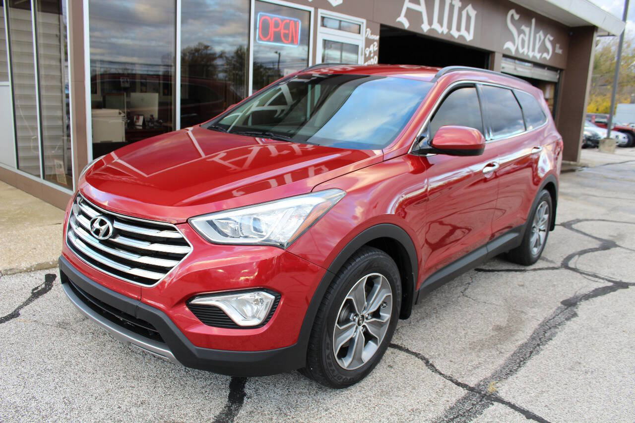 Used 2016 Hyundai Santa Fe SE w/ Cargo Package image 2