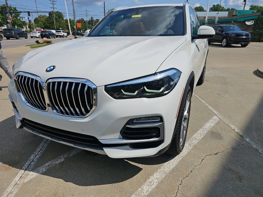Used 2021 BMW X5 xDrive40i w/ Convenience Package AWD/4WD image 6