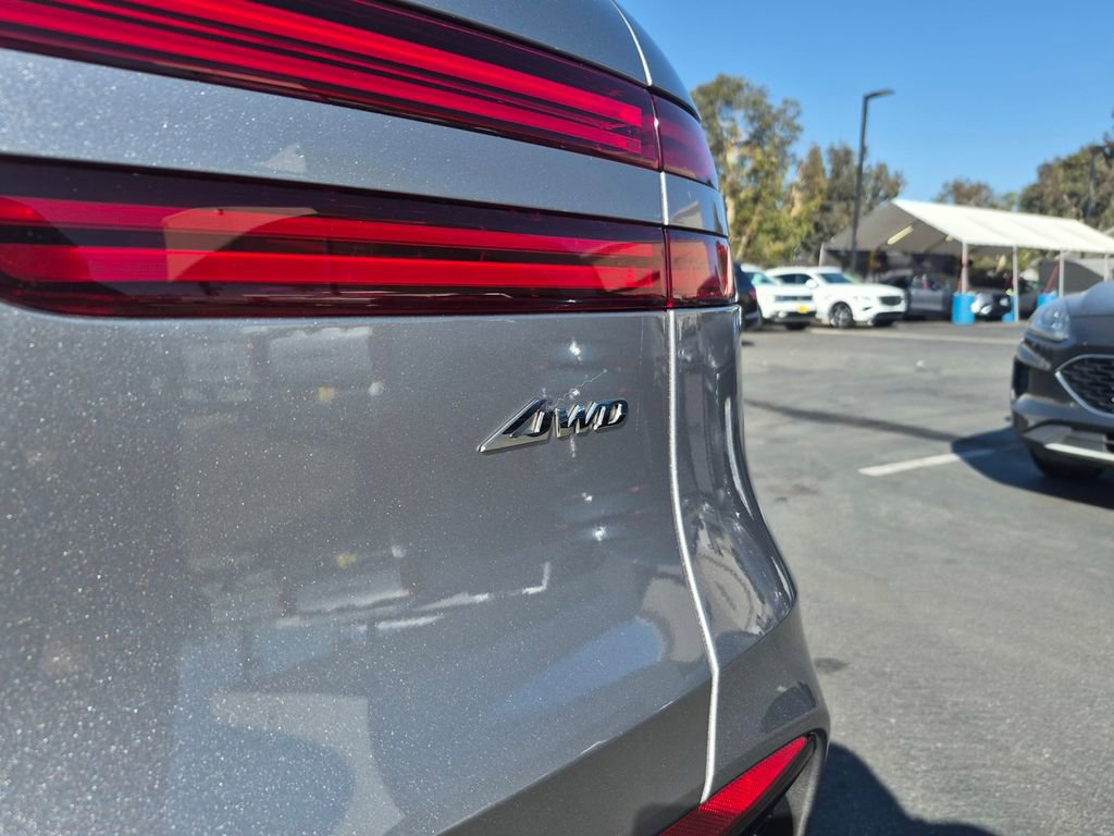 Used 2026 Genesis GV70 2.5T image 30