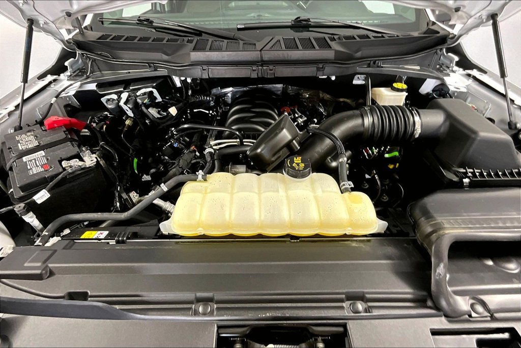 Used 2024 Ford F150 XLT AWD/4WD image 9