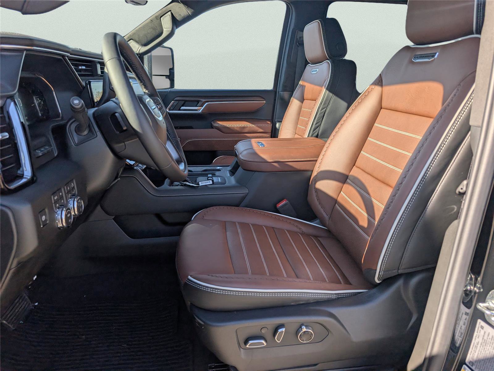 New 2026 GMC Sierra 2500 Denali Ultimate image 35