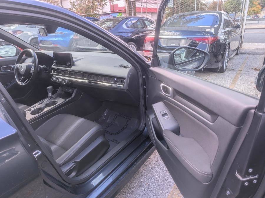 Used 2024 Honda Civic Sport image 9