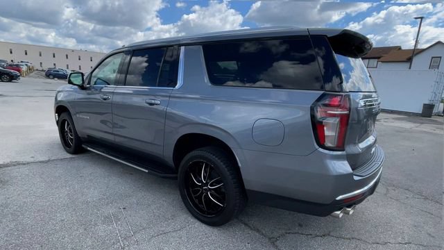 Used 2021 Chevrolet Suburban Premier w/ Premium Package AWD/4WD image 8