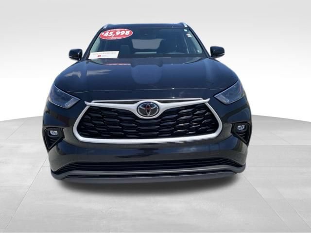 Certified 2025 Toyota Highlander XLE AWD/4WD image 29