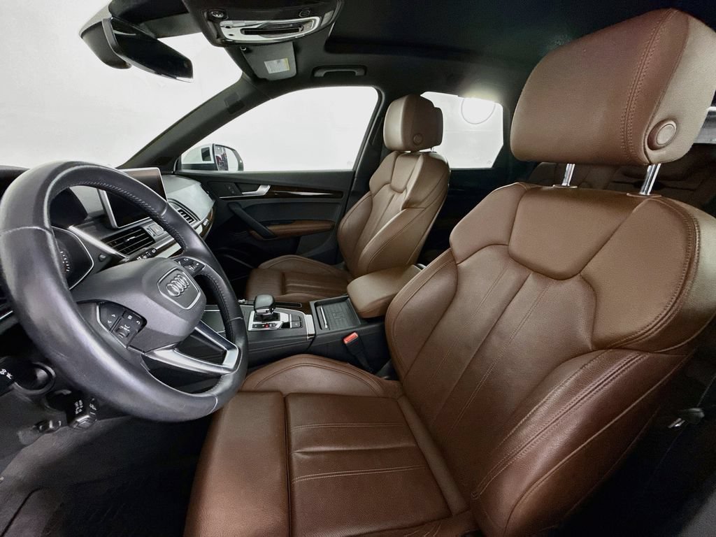 Used 2020 Audi Q5 Prestige w/ Prestige Package AWD/4WD image 5