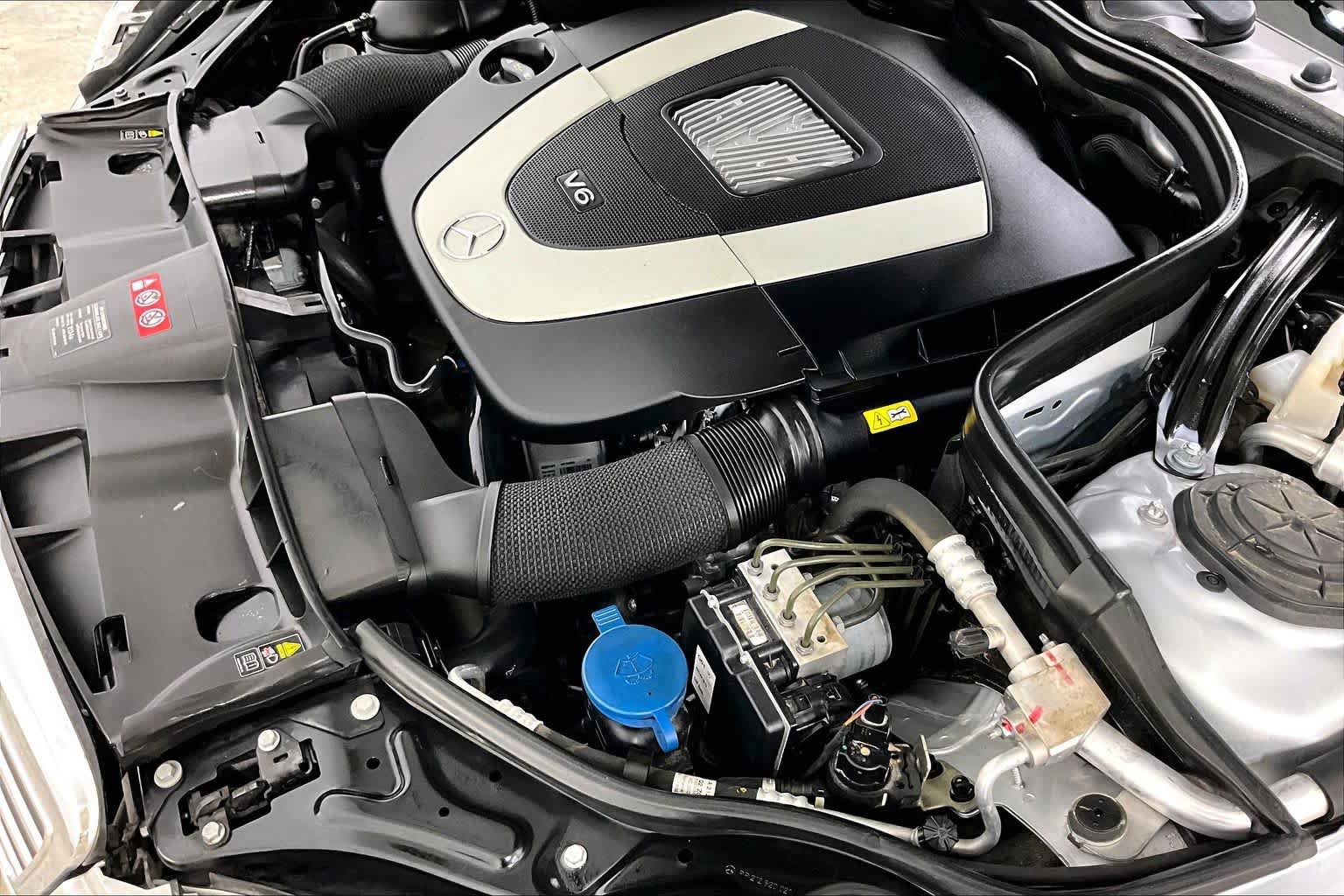 Used 2010 Mercedes-Benz E 350 Sedan image 32