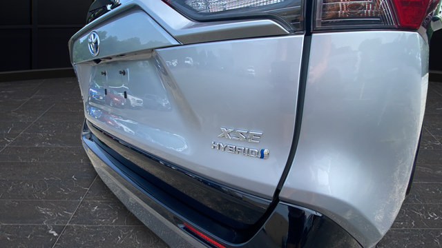 Used 2019 Toyota RAV4 XSE AWD/4WD image 31