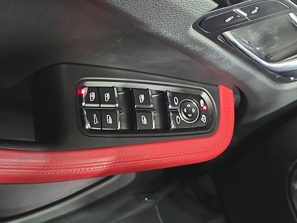 Used 2018 Porsche Macan AWD/4WD image 21