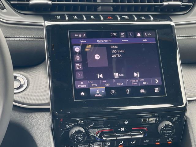 New 2025 Jeep Grand Cherokee L Altitude image 14