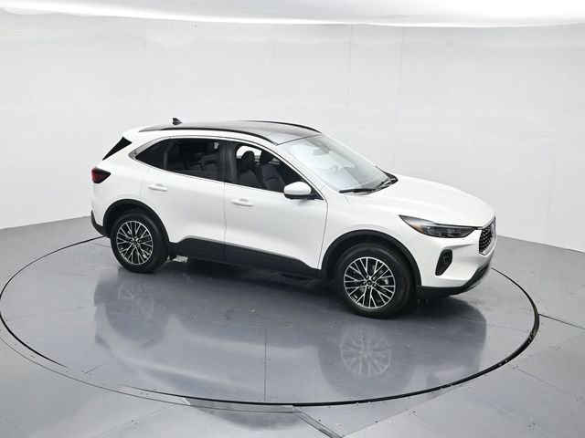 New 2026 Ford Escape SE w/ PHEV Premium Package FWD image 40