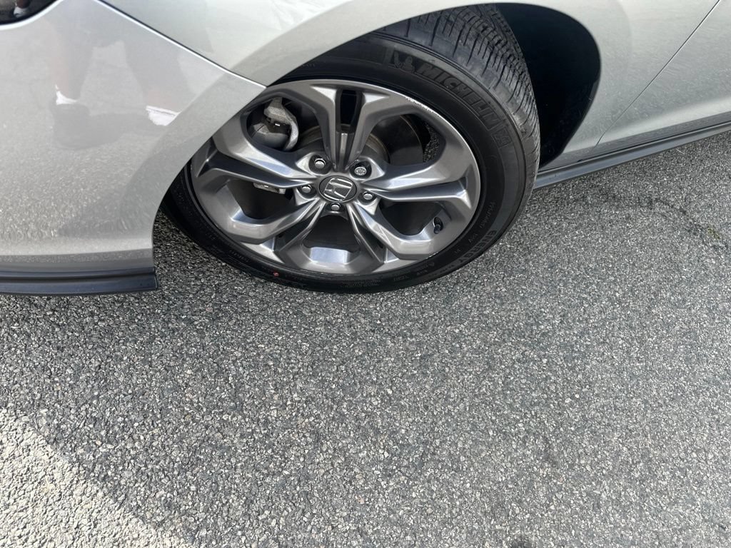 Used 2024 Honda Accord EX image 2