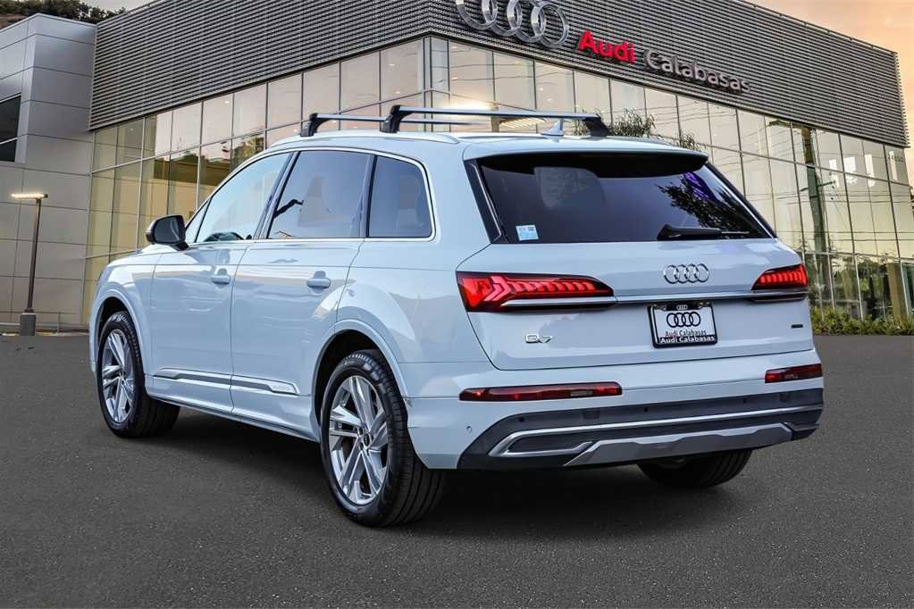 Used 2022 Audi Q7 Premium Plus w/ Premium Plus Package image 2