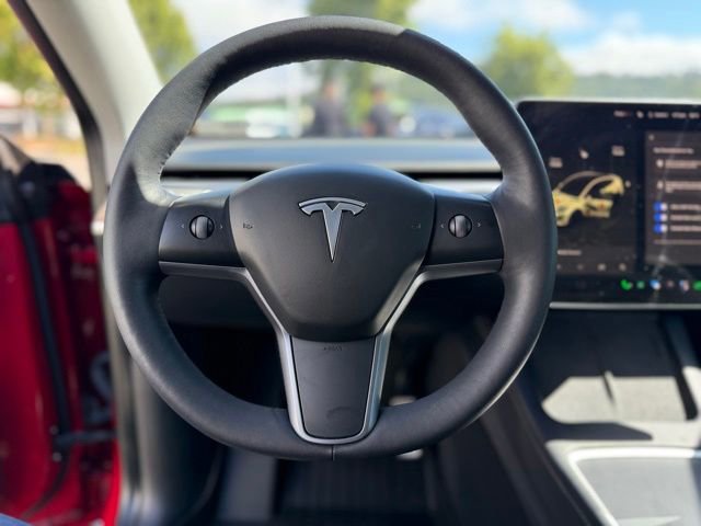 Used 2022 Tesla Model Y Performance AWD/4WD image 10