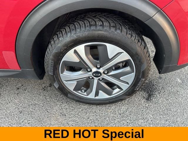 Used 2021 Kia Niro EX Premium w/ Cold Weather Package image 49