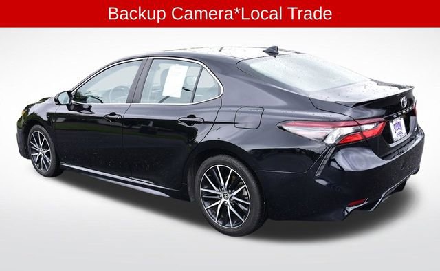 Used 2021 Toyota Camry SE FWD image 3