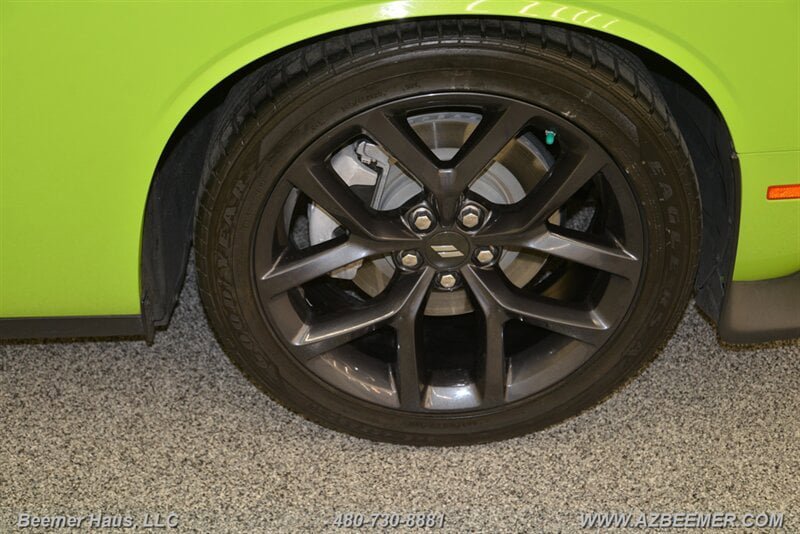 Used 2023 Dodge Challenger R/T w/ Blacktop Package image 37
