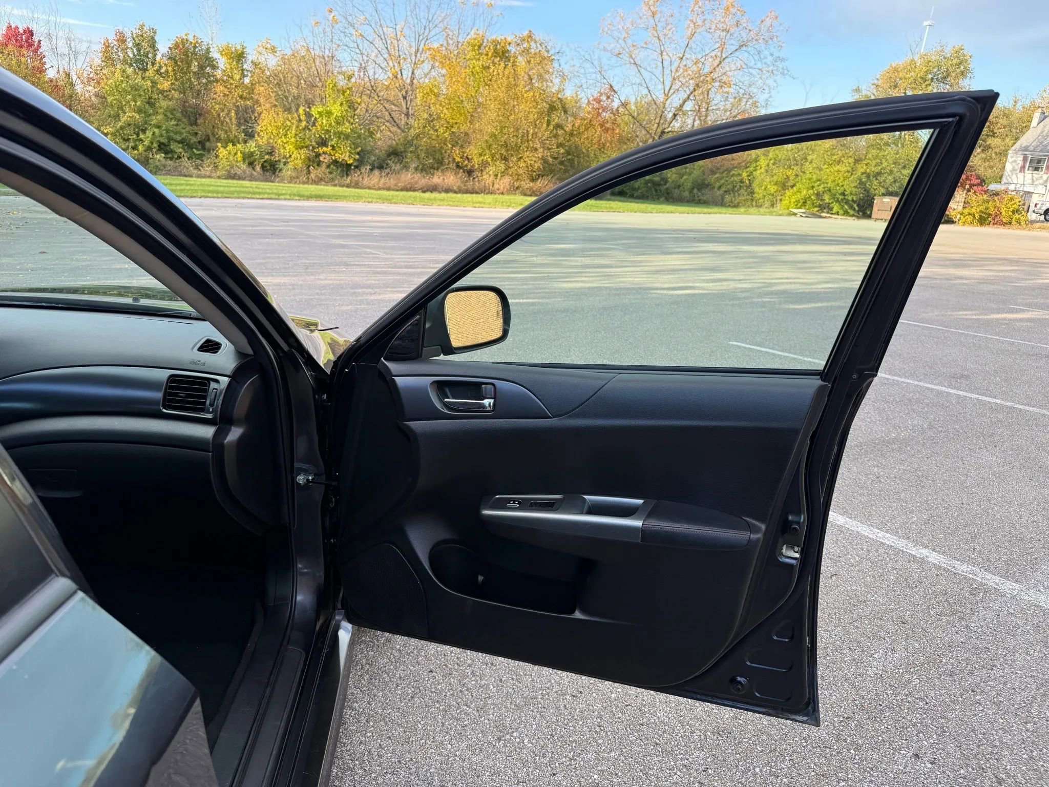 Used 2011 Subaru Impreza WRX Premium image 28