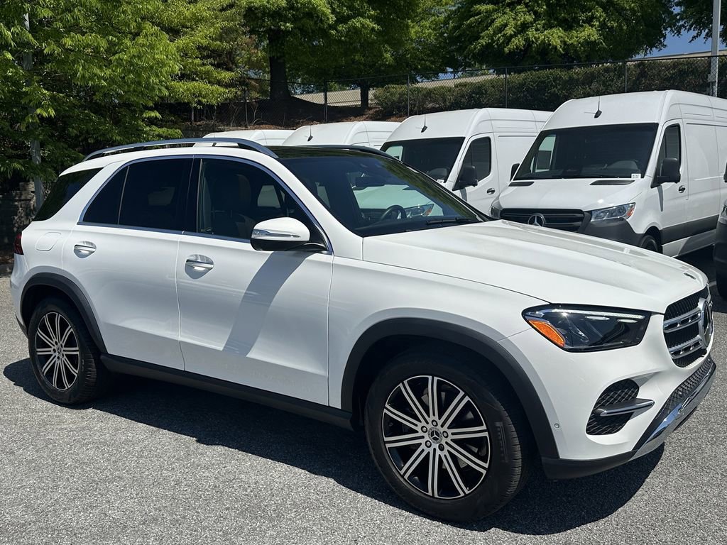 Certified 2024 Mercedes-Benz GLE 350 4MATIC w/ Driver Assistance Package image 2
