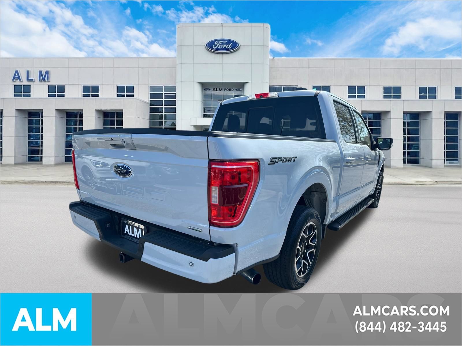 Certified 2022 Ford F150 XLT w/ Equipment Group 302A High image 5
