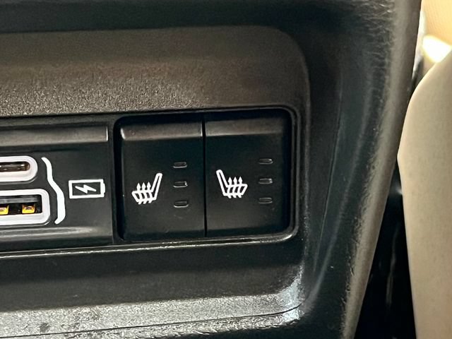 Used 2023 Jeep Grand Cherokee Limited AWD/4WD image 38