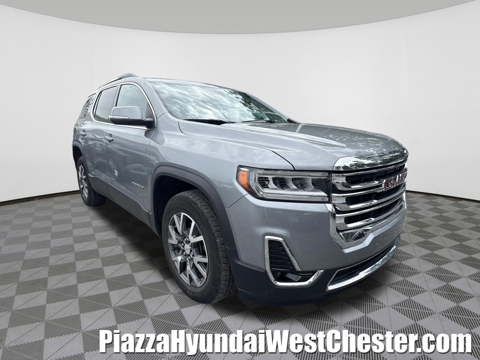 Used 2023 GMC Acadia SLT w/ Preferred Package AWD/4WD image 1