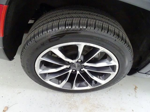 Certified 2022 Jeep Wagoneer Series III w/ Premium Group I image 28