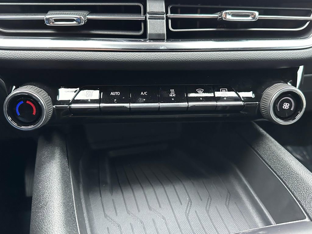 New 2026 Chevrolet Equinox EV LT image 26