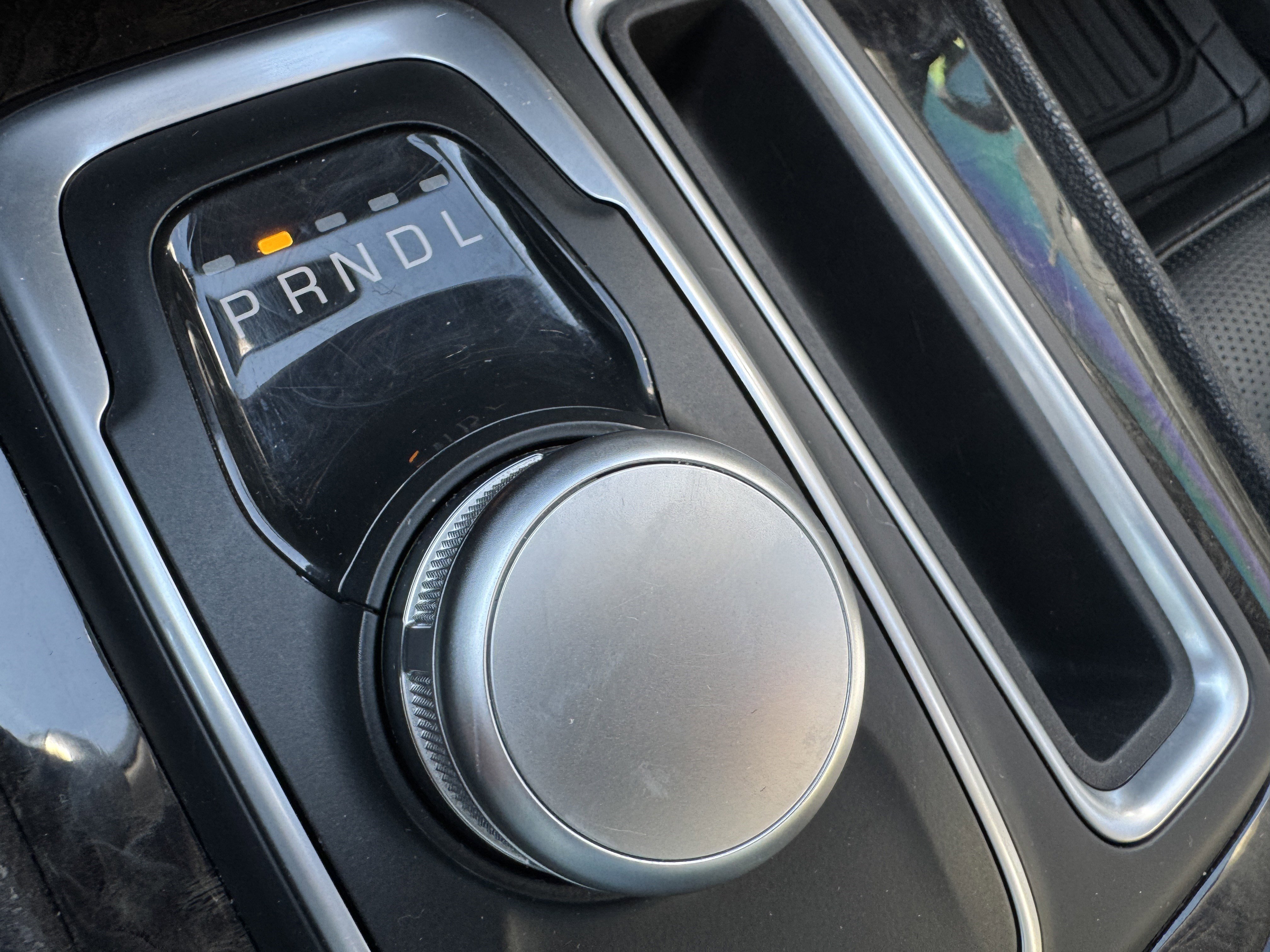 Used 2018 Chrysler 300 Limited w/ Safetytec Plus Group RWD image 28